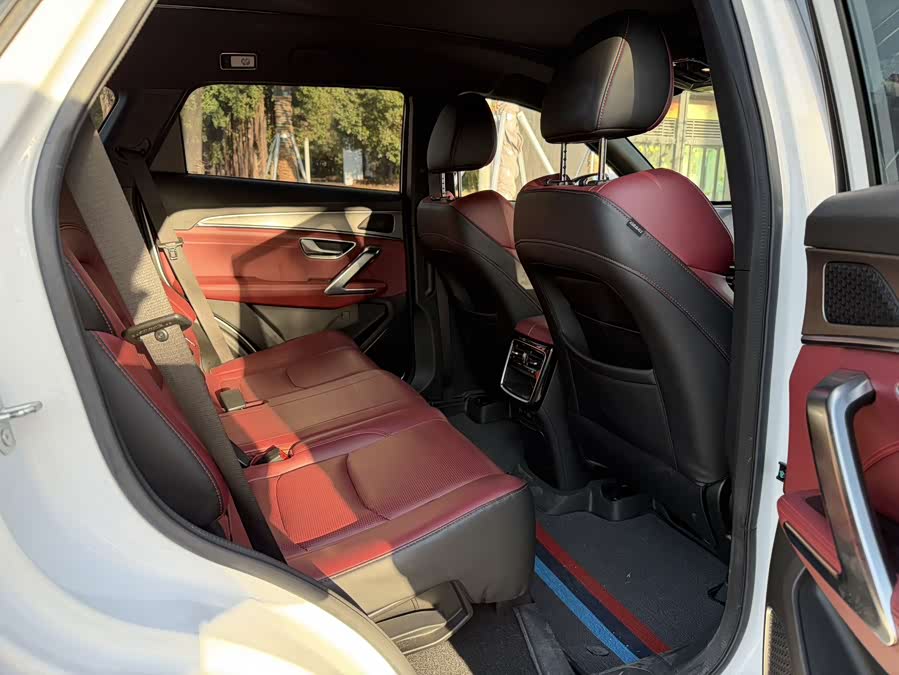 Jetour X70 PLUS 2022 car image #5