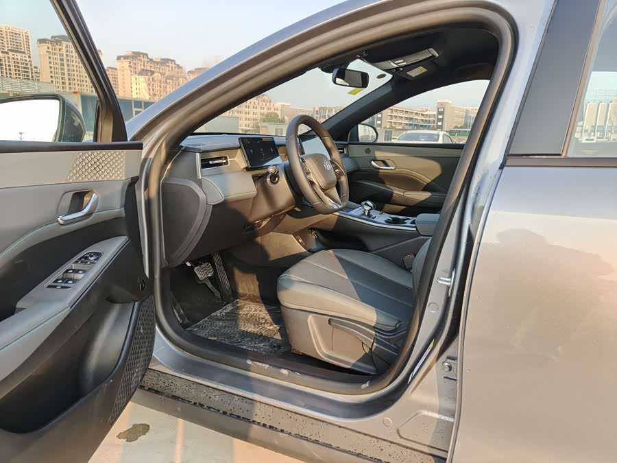 BYD Qin Plus 2025 صورة سيارة #5