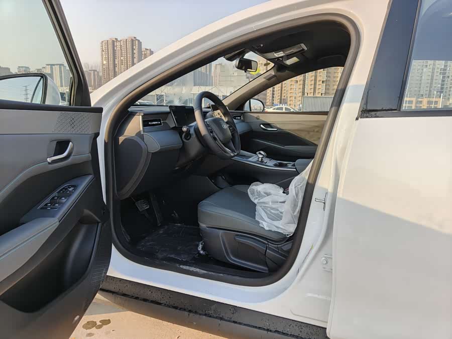 比亚迪 秦PLUS 2025 汽车图片 #5