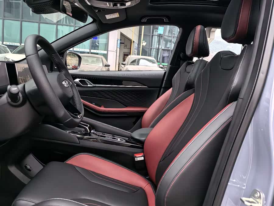 GEELY Coolray 2022 car image #5