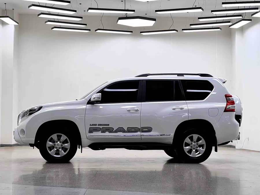 Toyota Prado (Imported) 2013 #5 Toyota Prado (Imported) 2013 car image #5