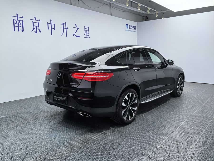 Mercedes-Benz GLC Coupe 2019 immagine di auto #5