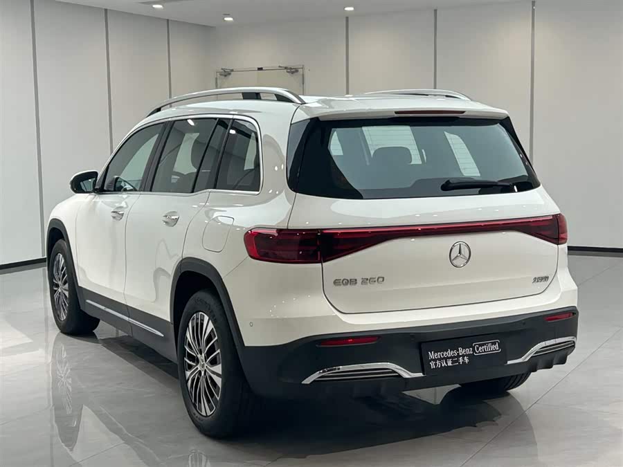 Mercedes-Benz EQB Class 2025 car image #5