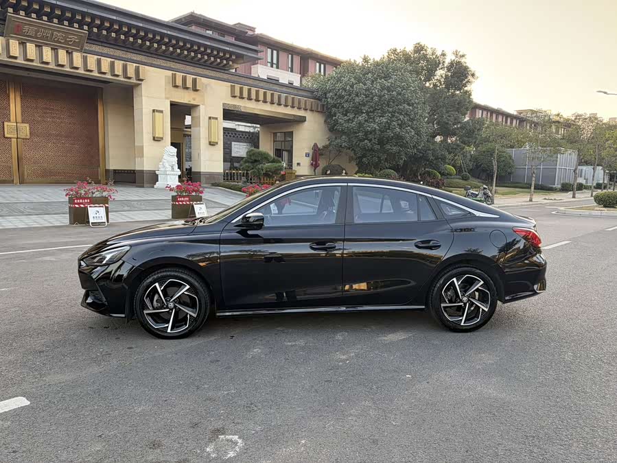 MG 5 2022 car image #5