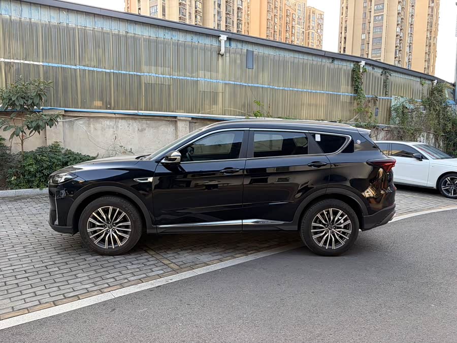 Jetour X70 PLUS 2022 #5 Jetour X70 PLUS 2022 car image #5