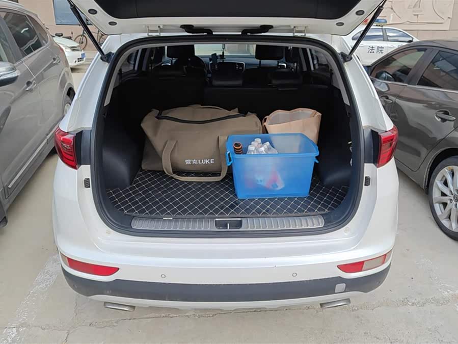 Kia KX5 2016 car image #5