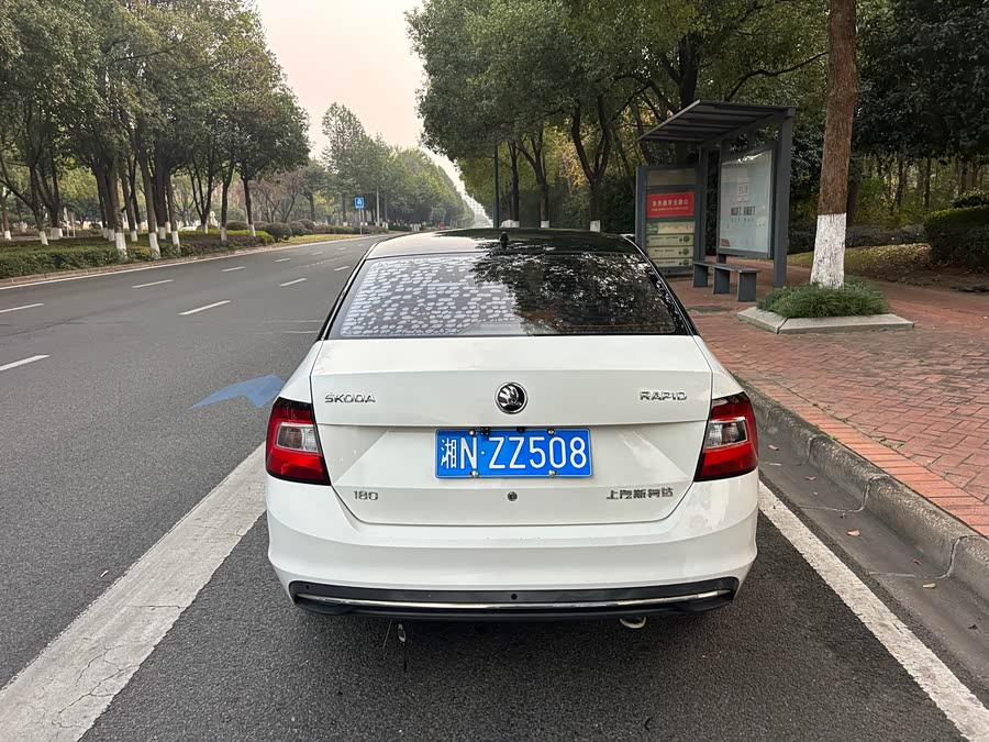 Skoda Rapid 2018 #5 Skoda Rapid 2018 car image #5
