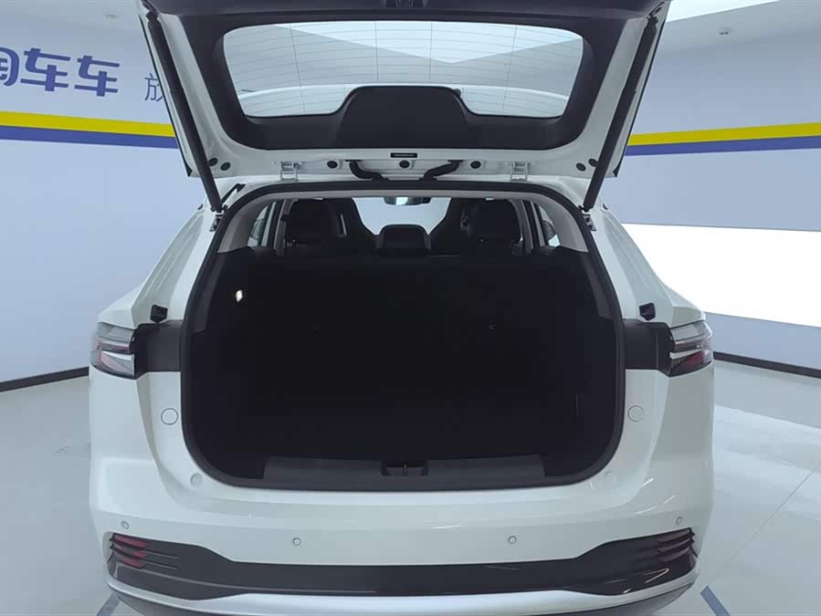 Roewe D5X DMH 2024 image de voiture #5