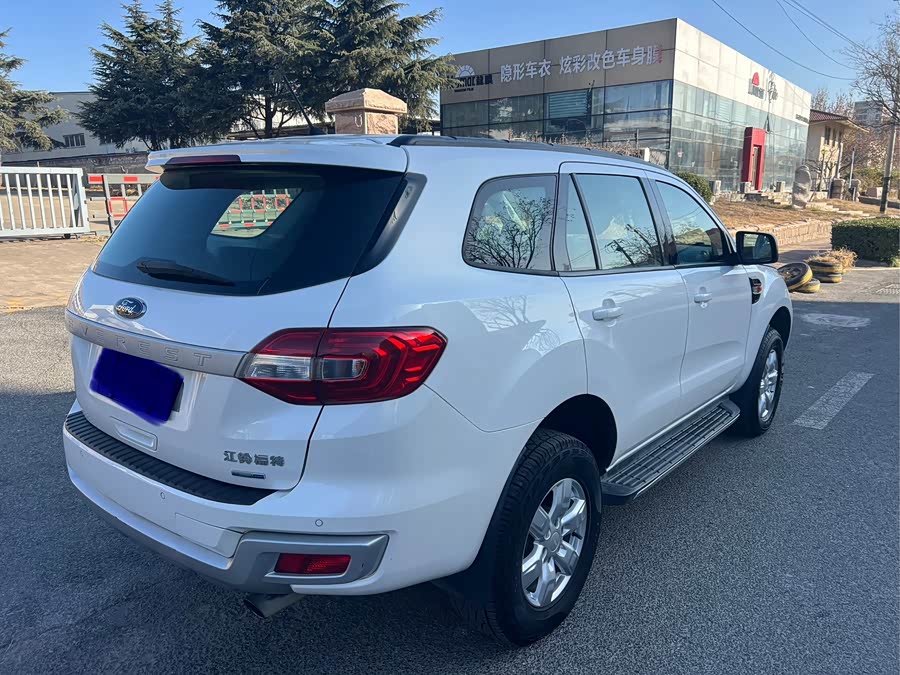 Ford Everest 2018 immagine di auto #5