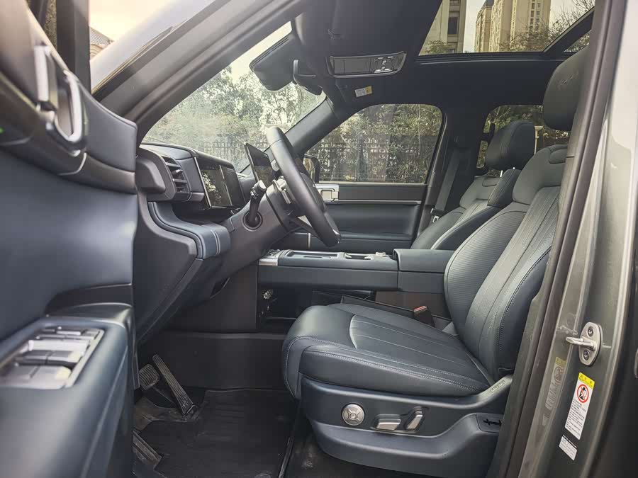 FangChengBao Tiger 7 2025 car image #5