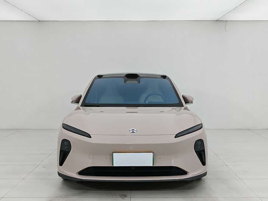 NIO ET5 2024 car image #5