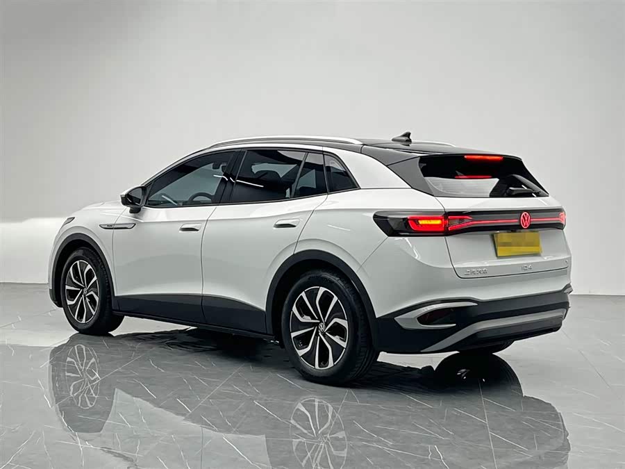 Volkswagen ID.4 X 2024 immagine di auto #5