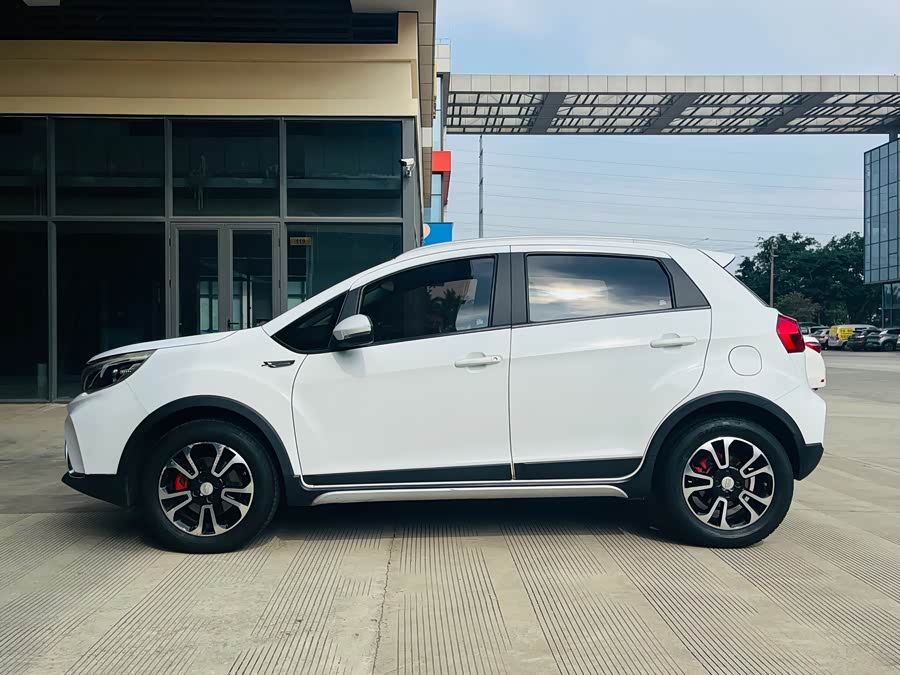 Vision X3 2018 car image #5