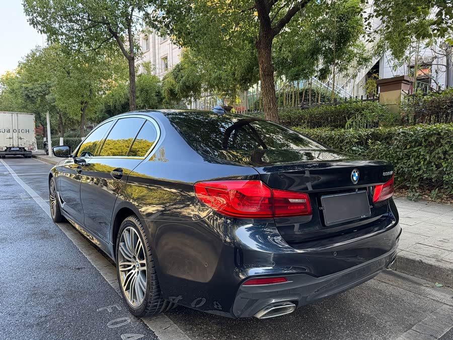 BMW 5 Series 2018 #5 BMW 5 Series 2018 car image #5
