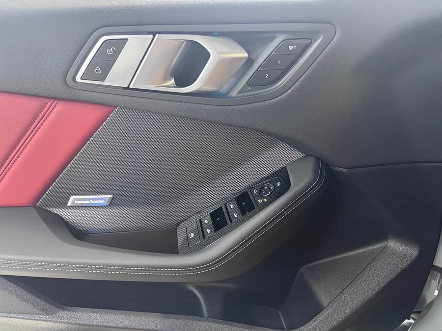 BMW M235L 2025 immagine di auto #5