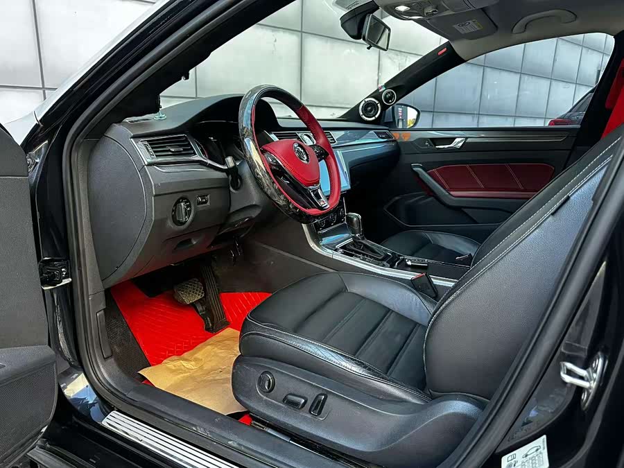 Volkswagen Passat 2017 car image #5