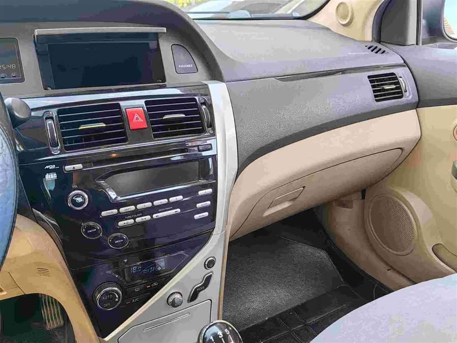 Great Wall C30 2013 immagine di auto #5