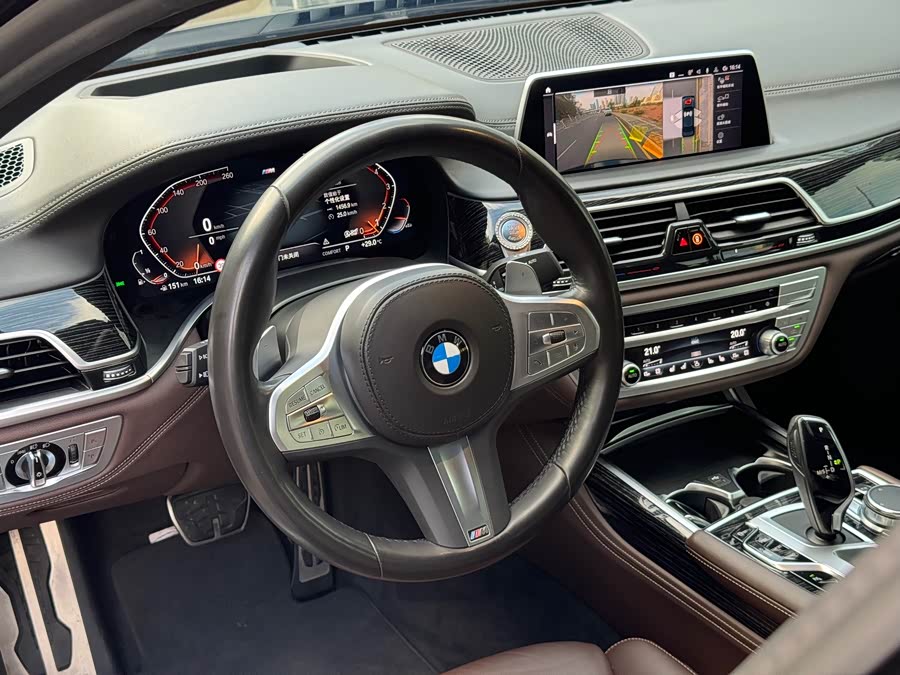 BMW 7 Series 2022 #5 BMW 7 Series 2022 car image #5