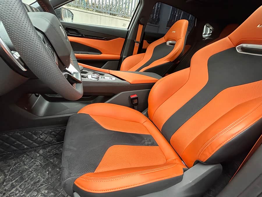 Changan UNI-V 2023 car image #5