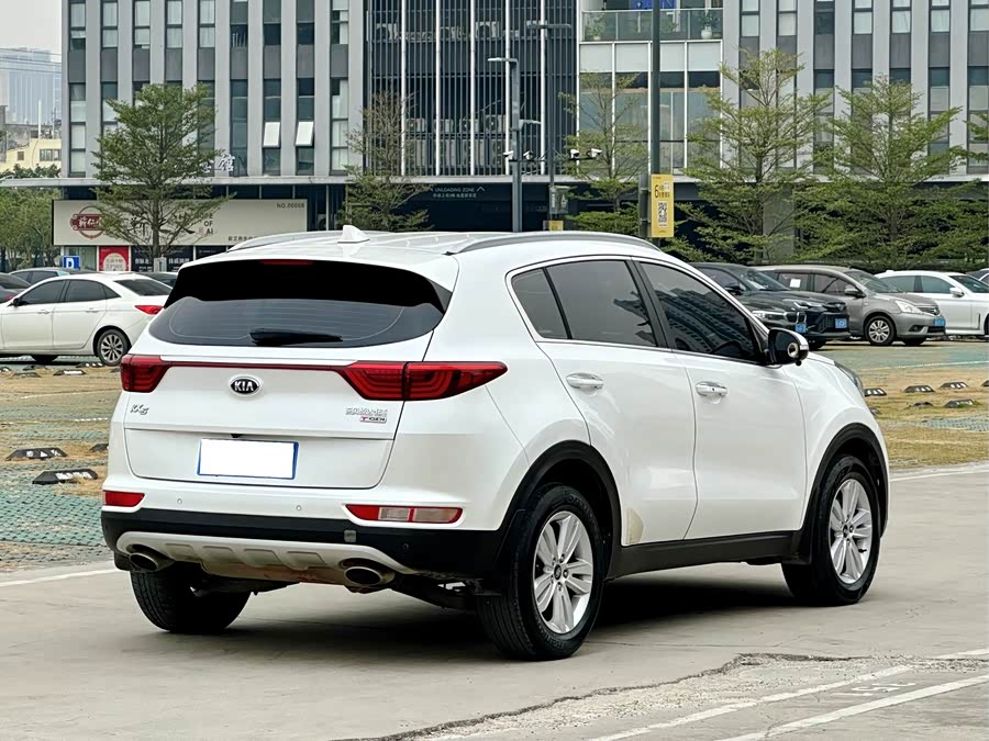 Kia KX5 2017 صورة سيارة #5