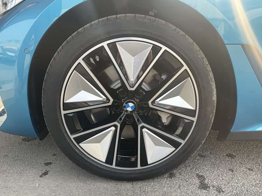 BMW i3 #5 BMW i3 car image #5