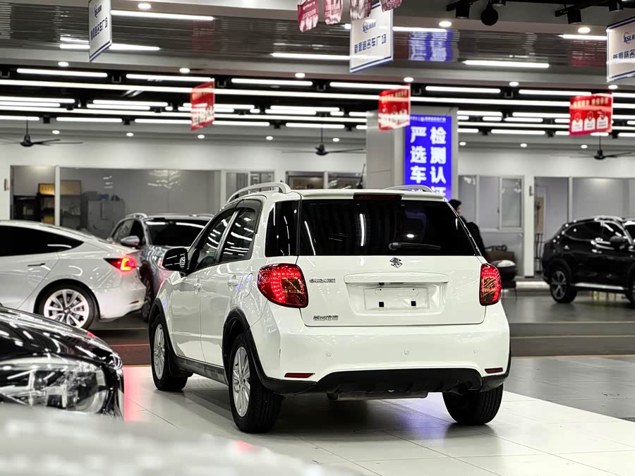 铃木 天语 SX4 2015 汽车图片 #5