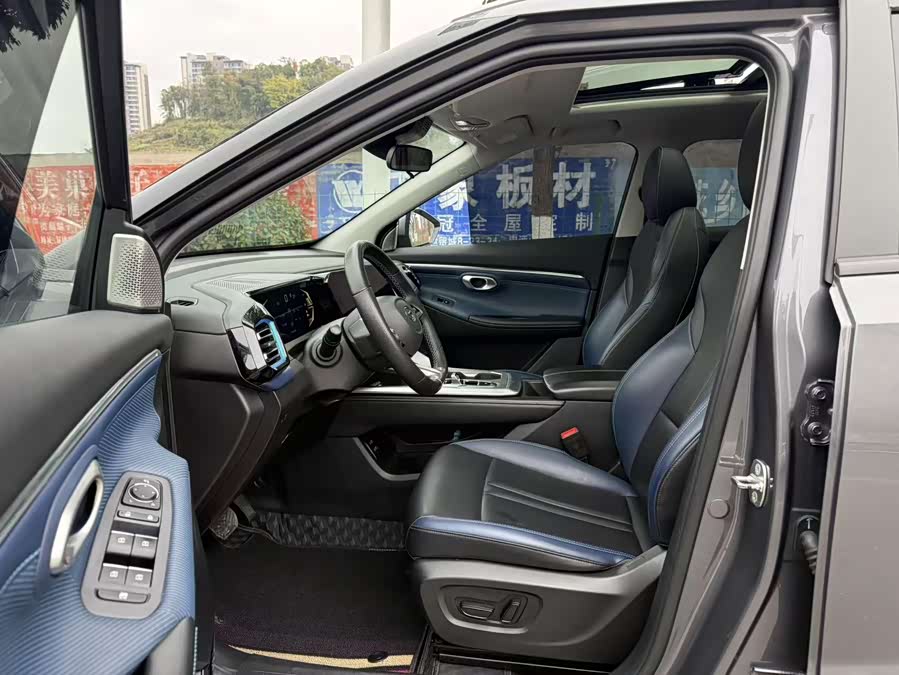 GAC Trumpchi GS3 2023 #5 GAC Trumpchi GS3 2023 car image #5