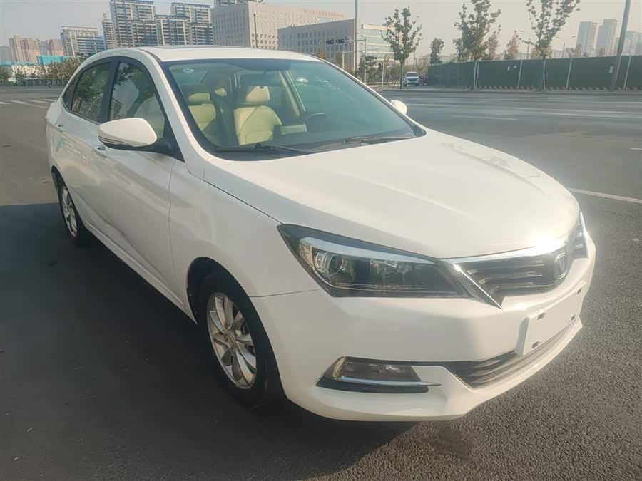 Changan Alsvin V7 2015 car image #5