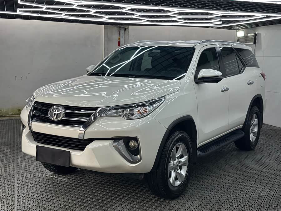 Toyota 2019 car image #5