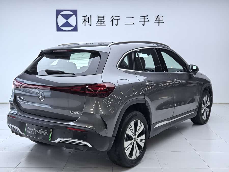 Mercedes-Benz EQA Class 2024 immagine di auto #5