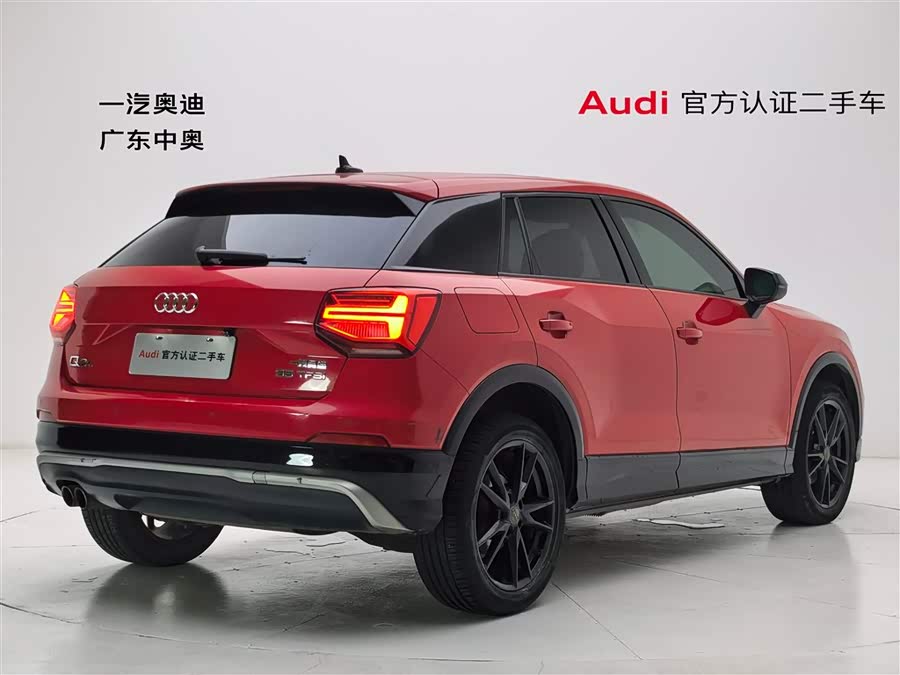 Audi Q2L 2018 car image #5