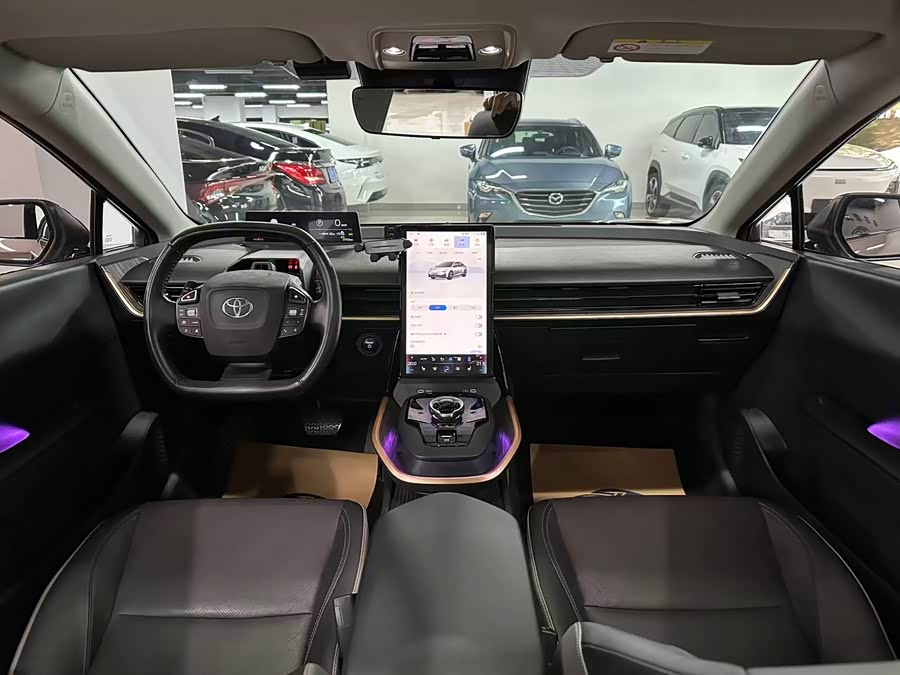 Toyota bZ3 2023 immagine di auto #5