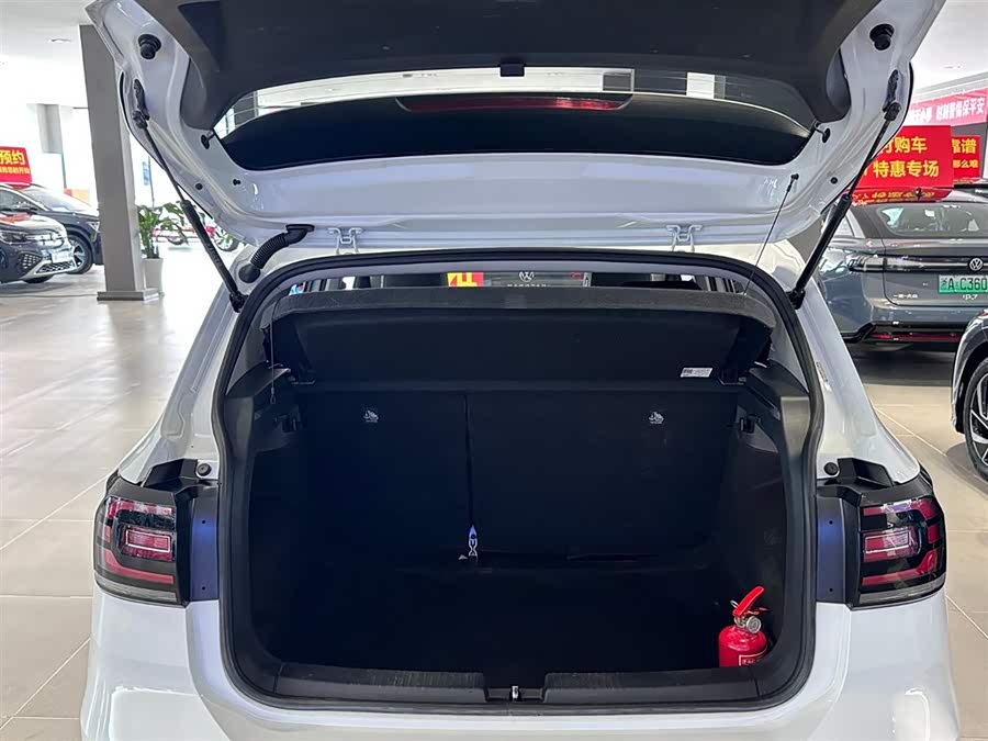 Volkswagen Tacqua 2024 car image #5
