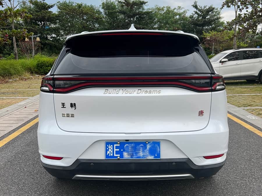 BYD Tang 2019 #5 BYD Tang 2019 car image #5