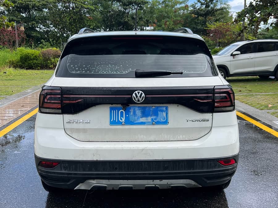 Volkswagen T-Cross 2019 #5 Volkswagen T-Cross 2019 car image #5