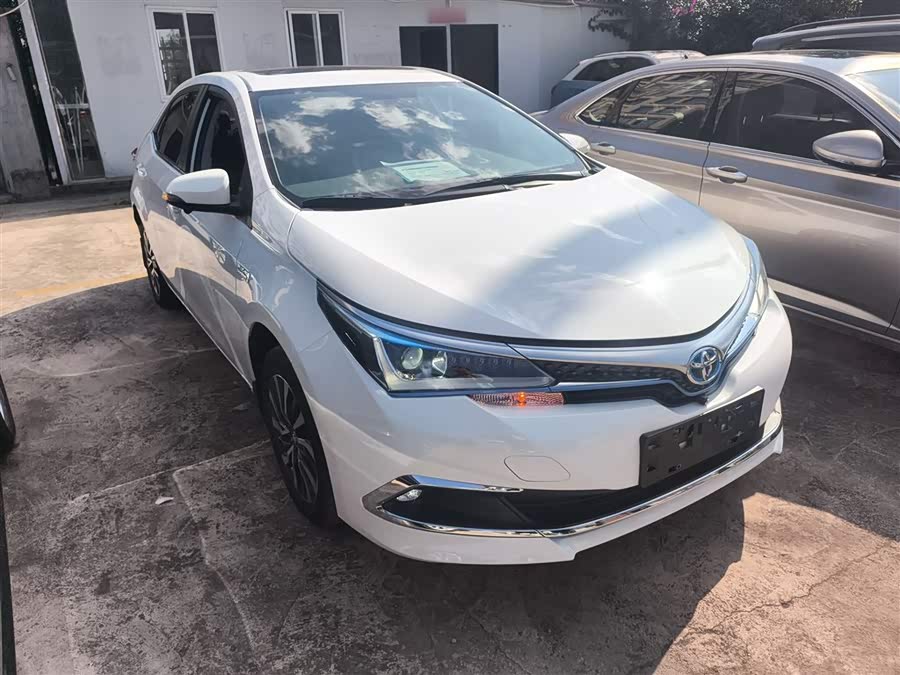 Toyota Corolla Hybird E+ 2022 immagine di auto #5