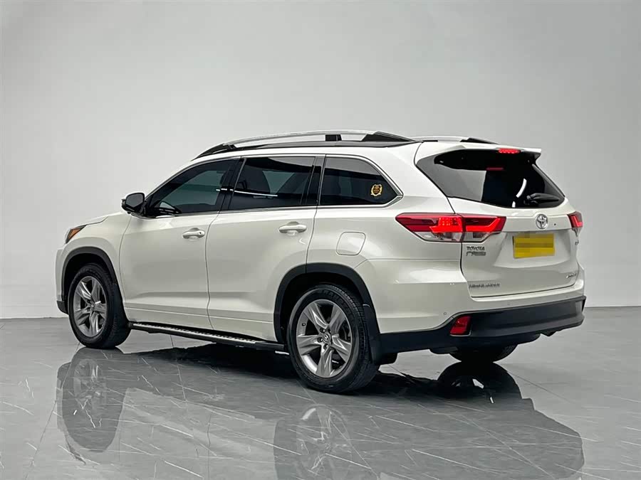 Toyota Highlander 2018 car image #5
