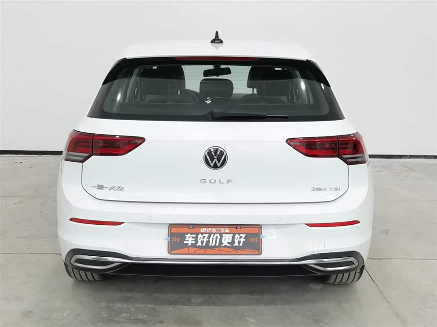 Volkswagen Golf 2021 car image #5