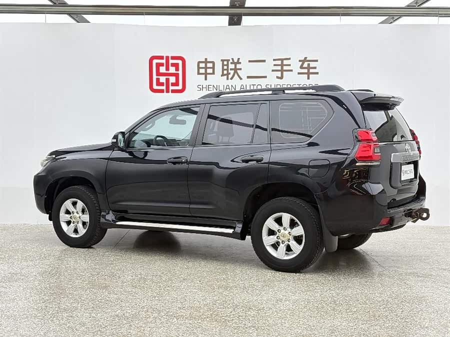 Toyota 2019 car image #5