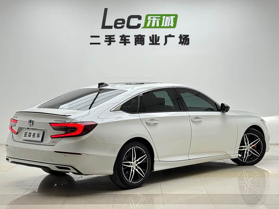 Honda Accord 2023 #5 Honda Accord 2023 car image #5