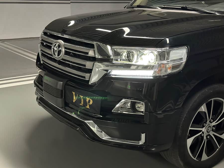 Toyota Land Cruiser 2009 car image #5