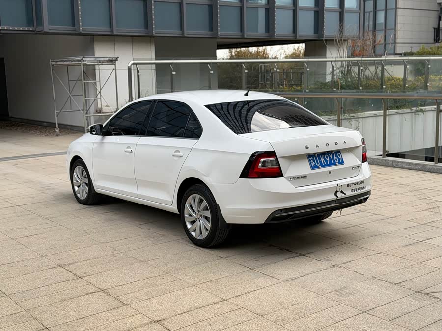 Skoda Rapid 2019 #5 Skoda Rapid 2019 car image #5