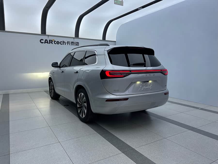 2024 immagine di auto #5