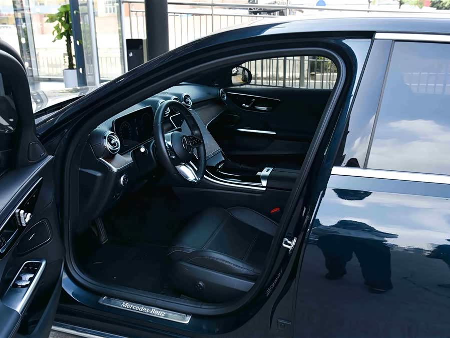 Mercedes-Benz C Class 2022 car image #5