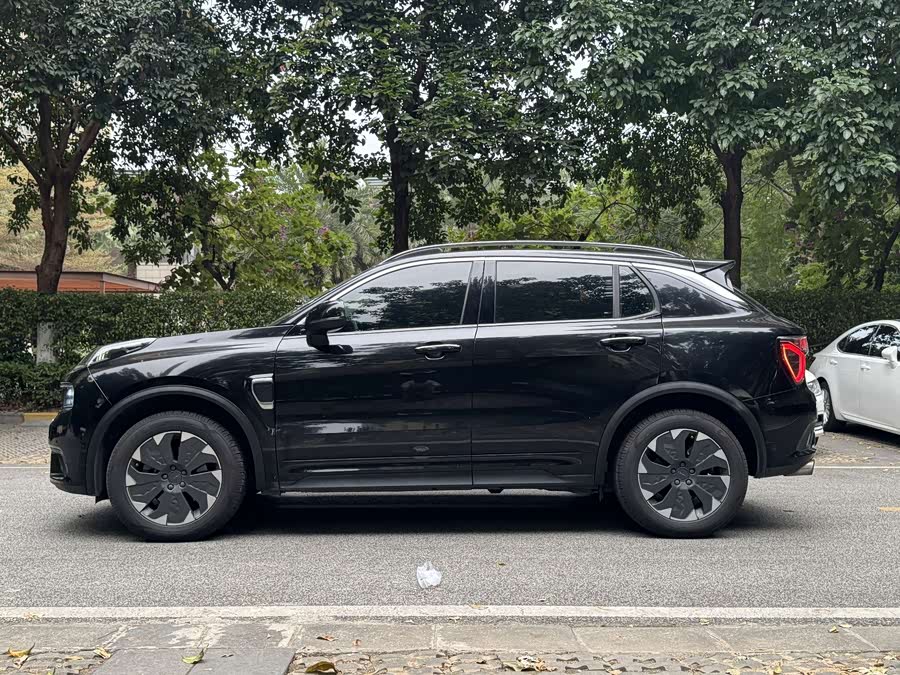 Lynk & Co 01 EM-P 2019 car image #5