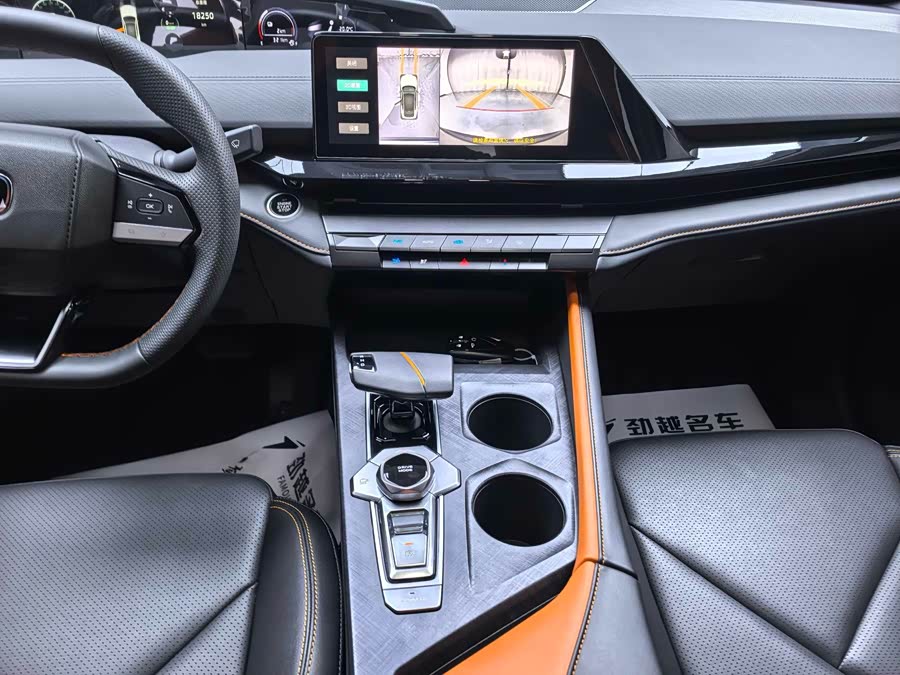 Changan UNI-V iDD 2023 #5 Changan UNI-V iDD 2023 imagen de coche #5