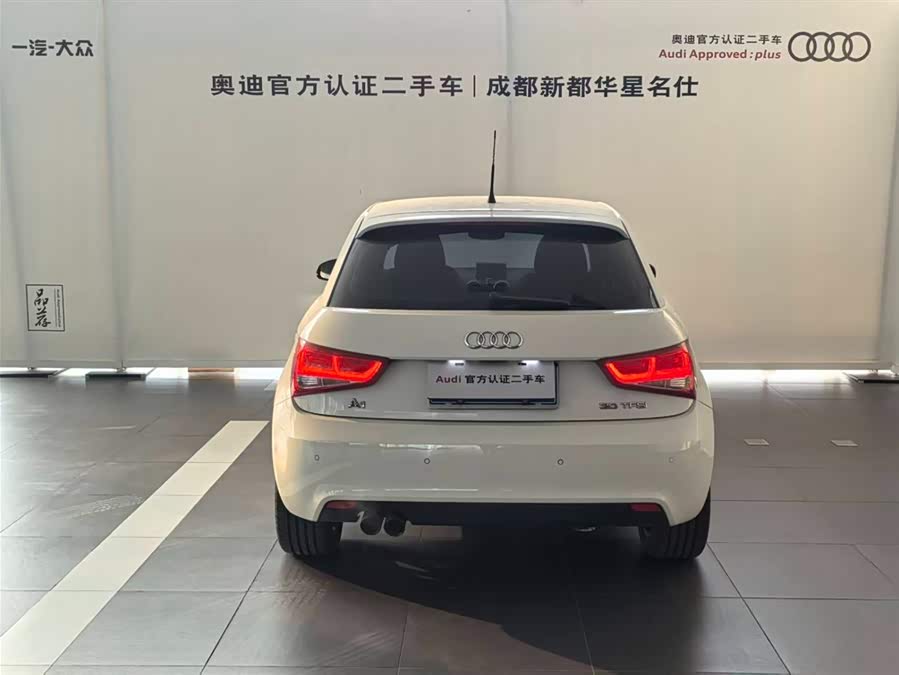 Audi A1 2014 car image #5