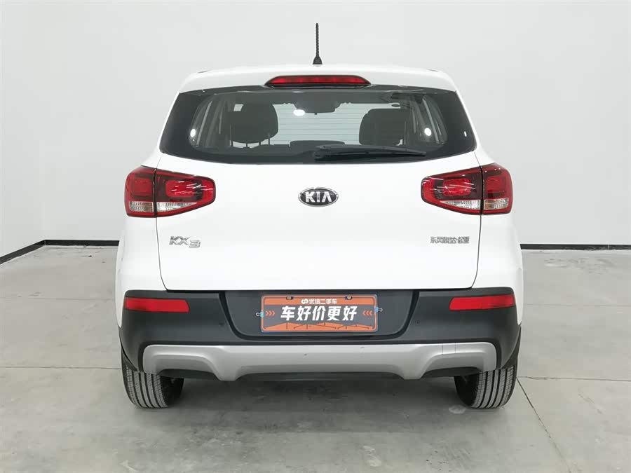Kia Stonic 2016 car image #5