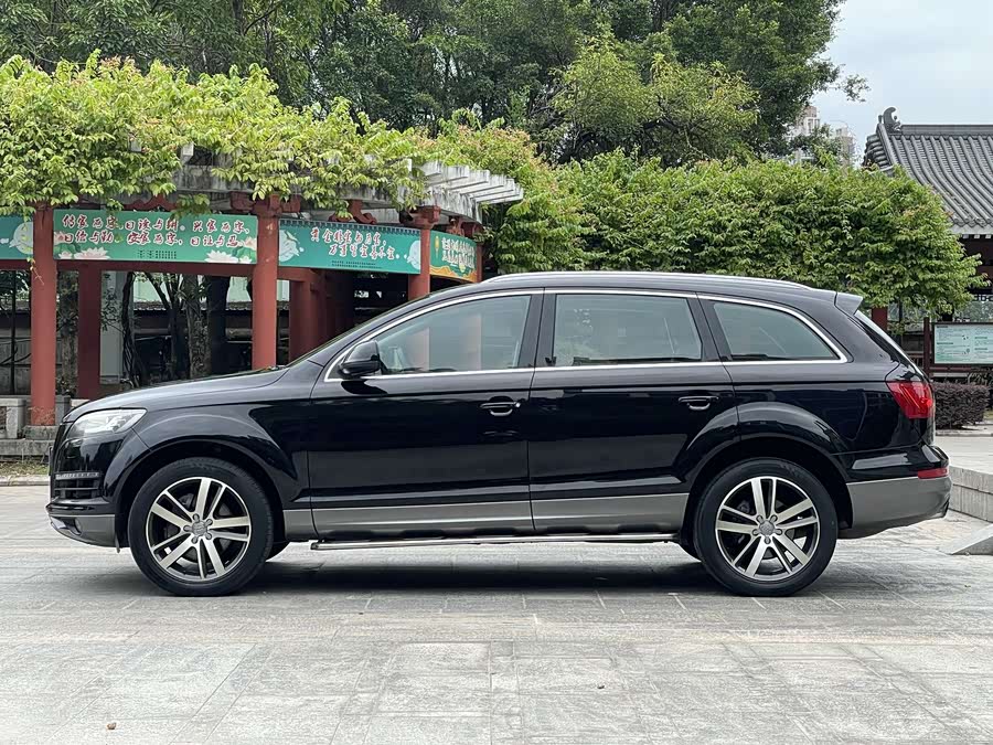 Audi Q7 2015 car image #5