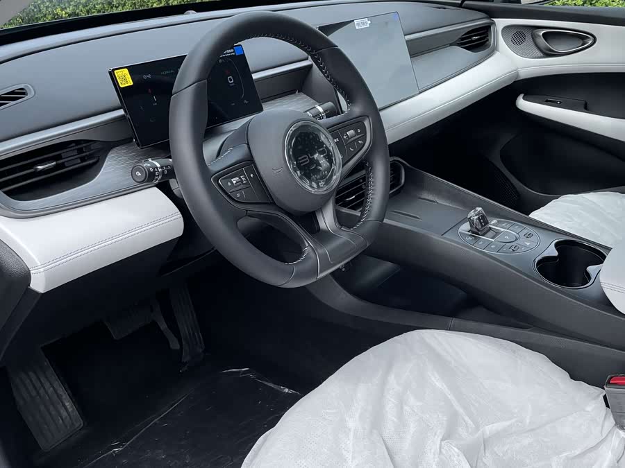 BYD Seal 05 DM-i 2025 #5 BYD Seal 05 DM-i 2025 car image #5